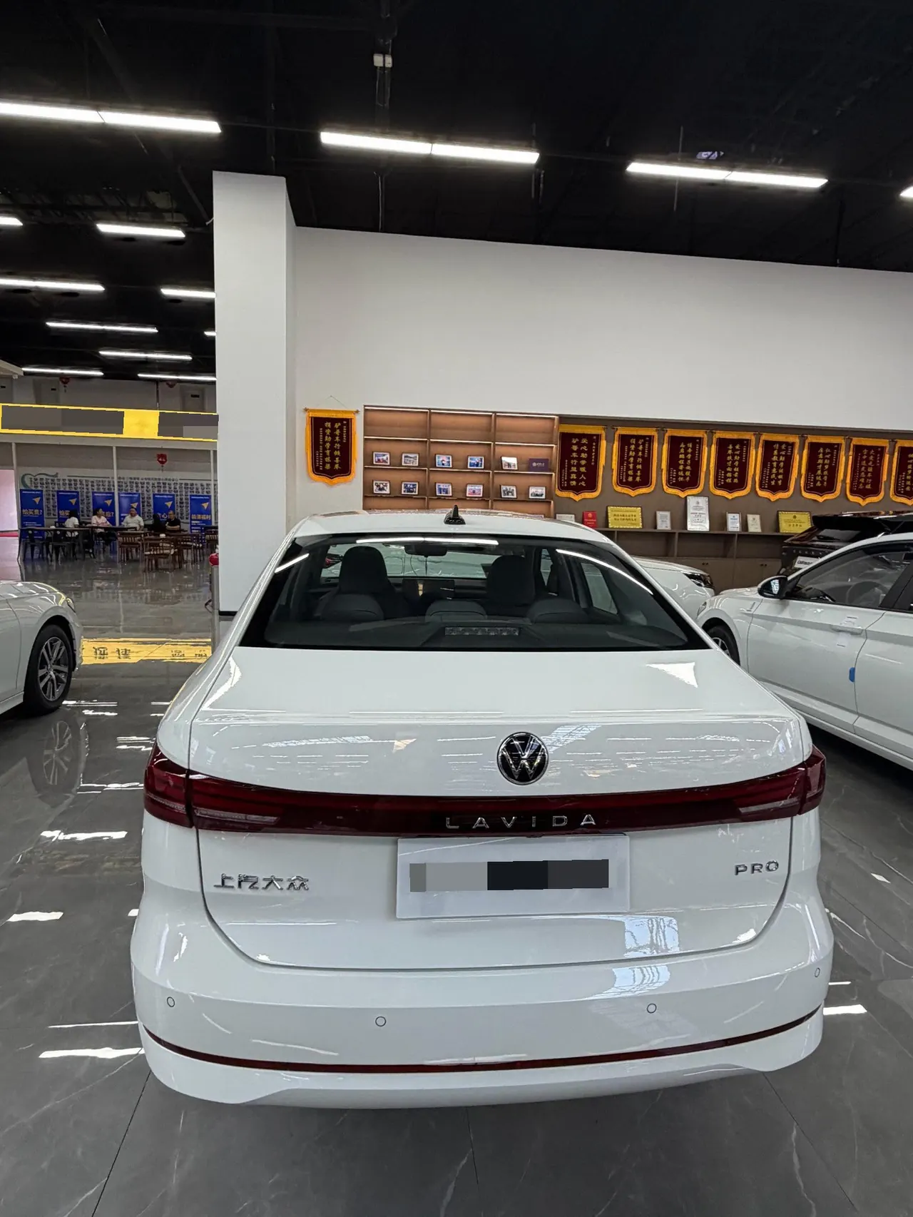 Volkswagen 2026 Lavida Pro 1.5TSI 300TSI Star 6 Million Edition Automatic Gear 5