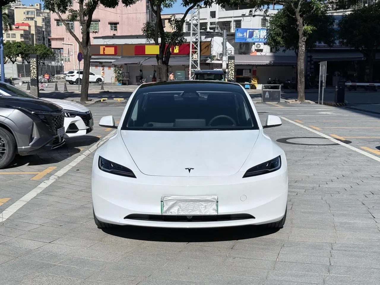 Tesla 2025 Model 3 Rear-Wheel-Drive Edition (facelift) Automatic Transmission 2
