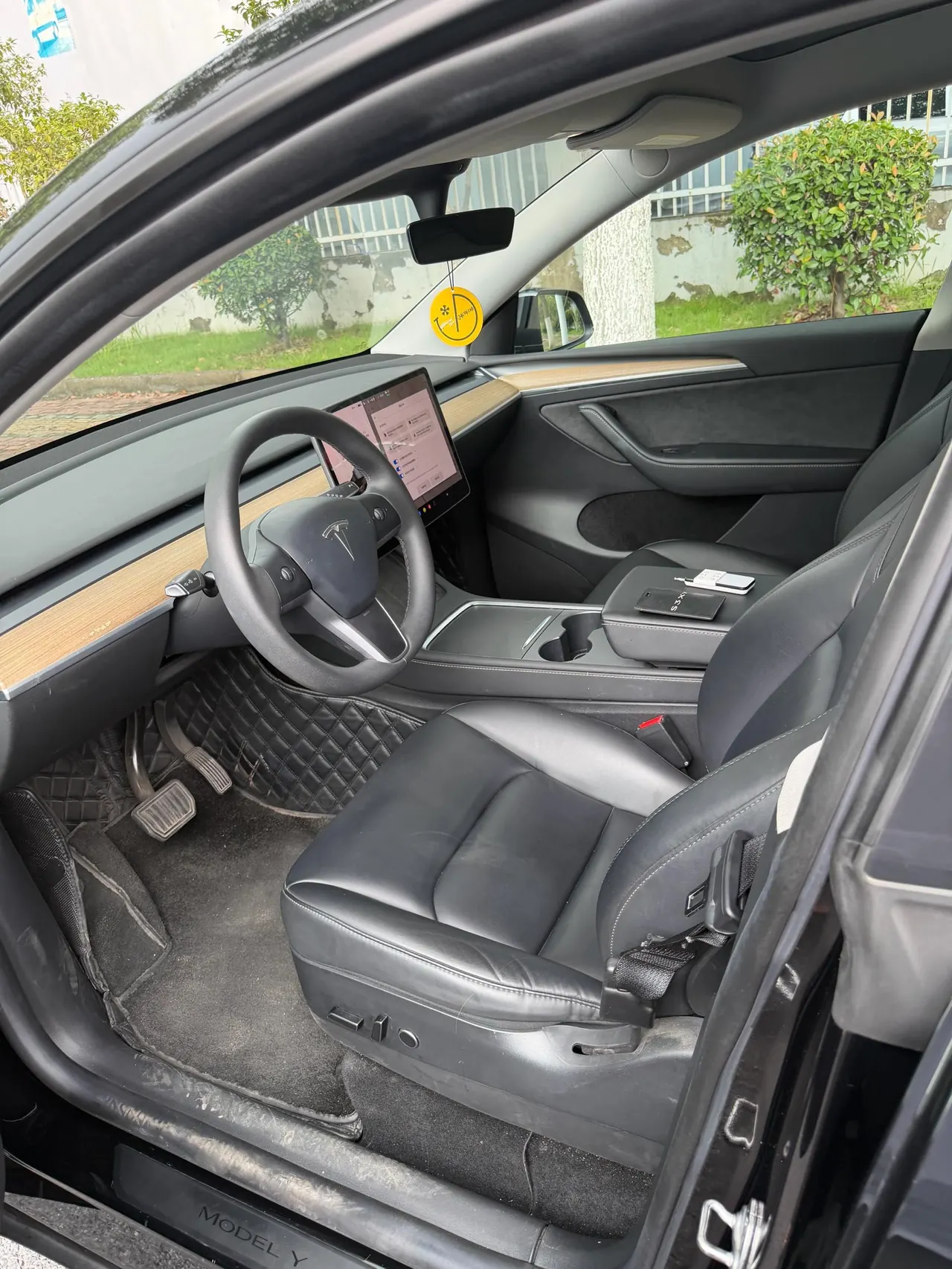 Tesla 2022 Model Y rear-wheel drive version (facelift) automatic gear 5