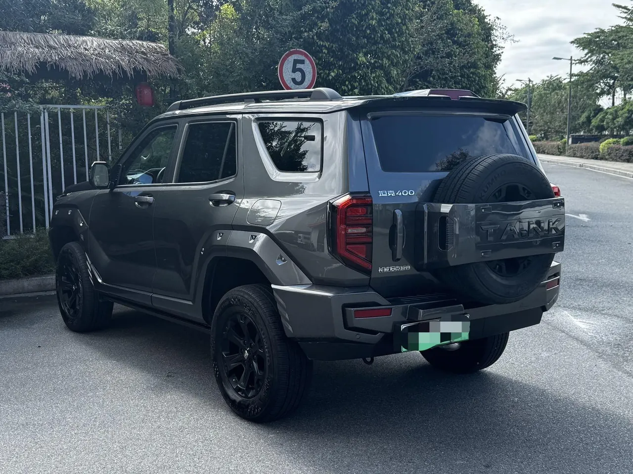 Tank 2024 Tank 400 Hi4-T 2.0T off-road version automatic gear 8