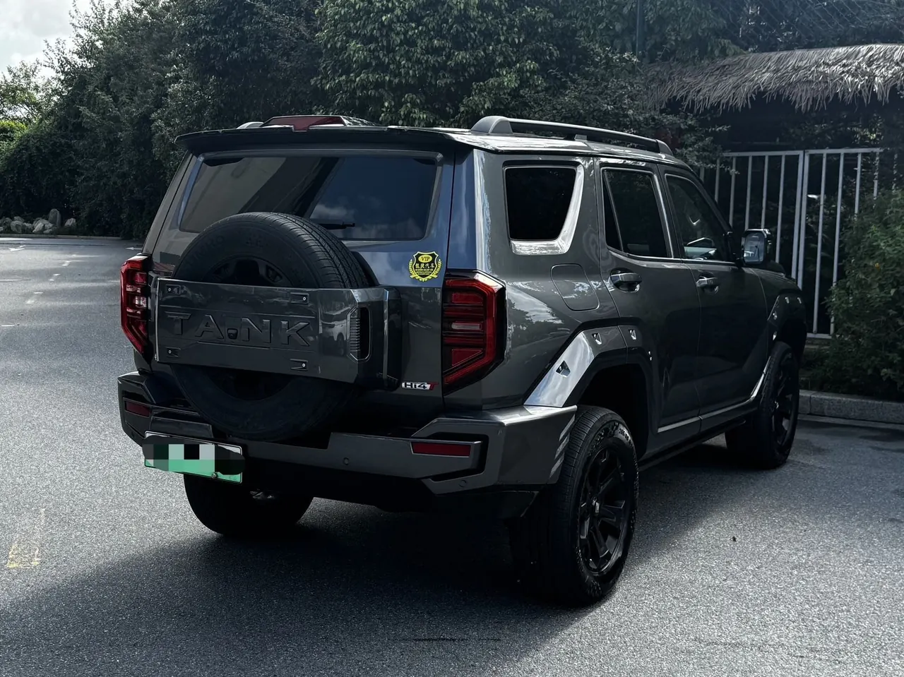 Tank 2024 Tank 400 Hi4-T 2.0T off-road version automatic gear 9