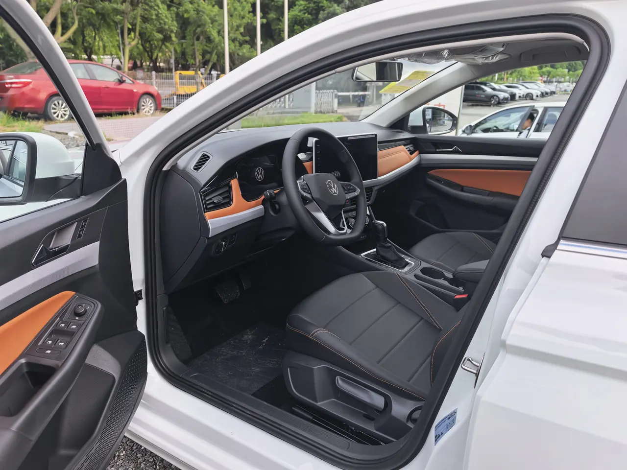 Volkswagen 2026 Bora 1.2TSI 200TSI Yuexing Navigation Edition Automatic Gear 4