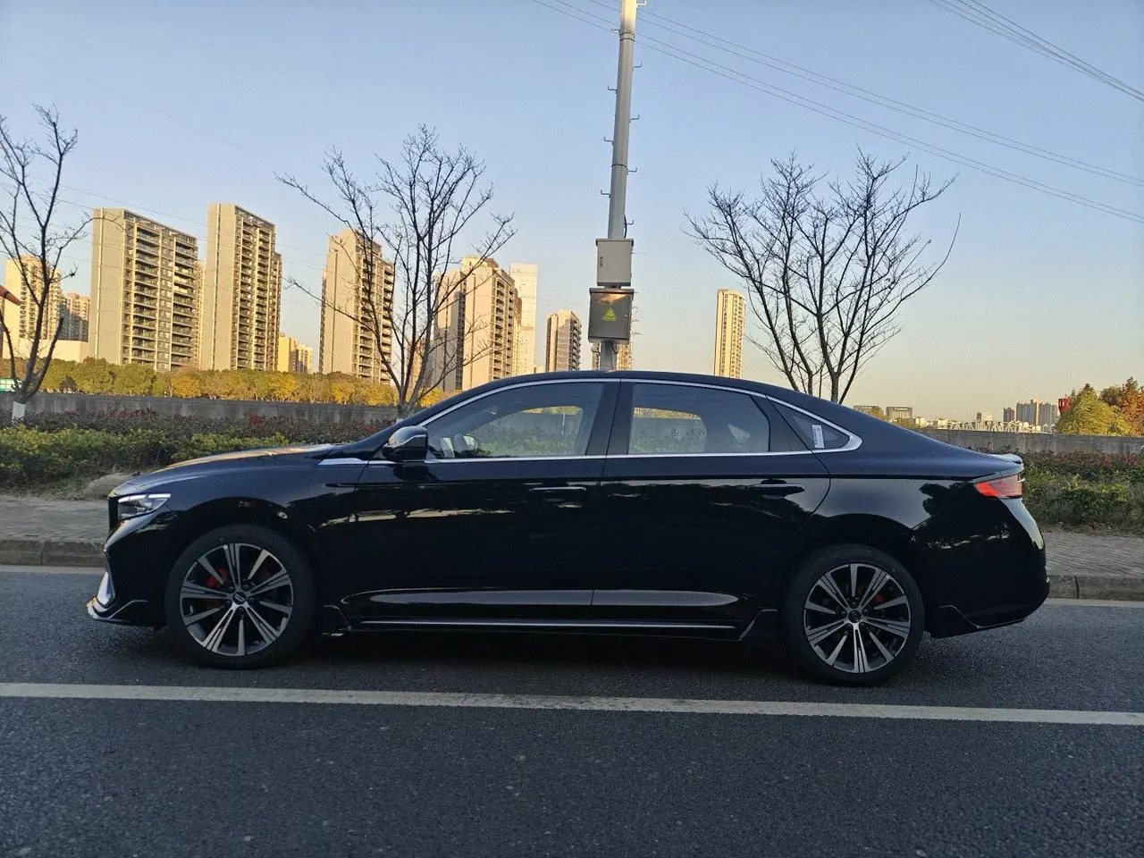 Geely 2026 xingrui 1.5TD oriental obsidian soaring version automatic gear 2