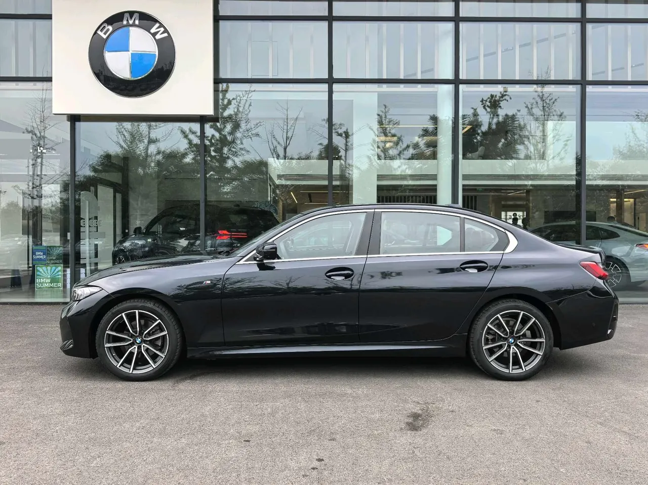 BMW 3 Series 2026 325Li 2.0T M Sports Suit Automatic Gear 5