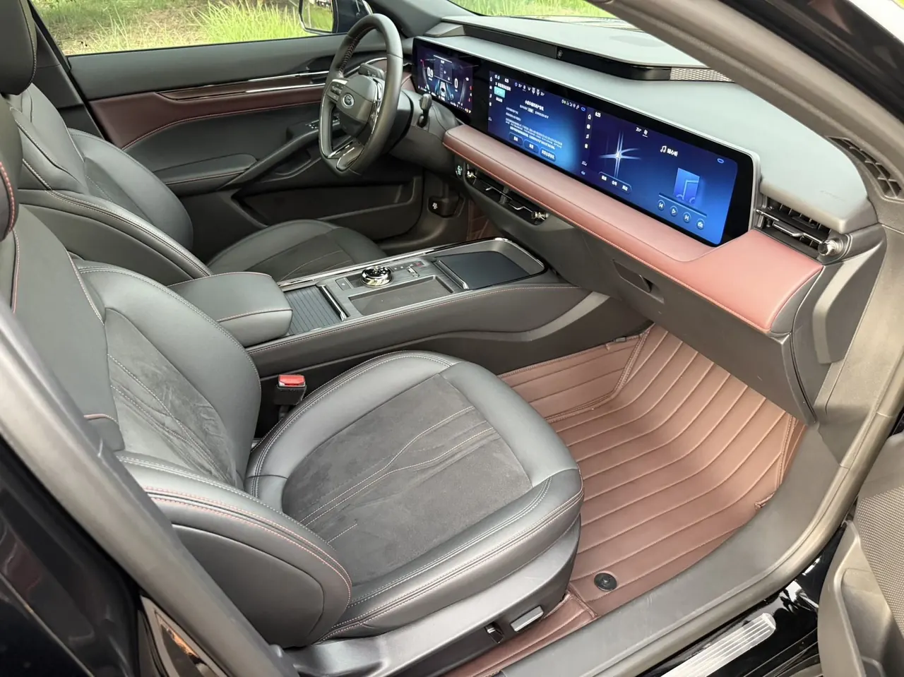 Ford 2022 Mondeo 2.0T EcoBoost 245 Extreme (Modified) Automatic Gear 8