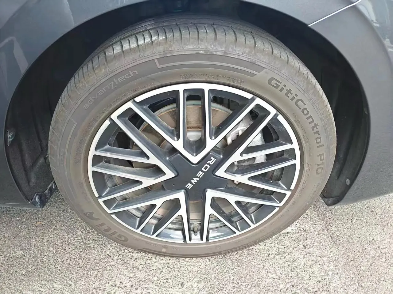 Roewe 2025 M7 DMH 1.5 160km Pleasant Edition Automatic Gear 11
