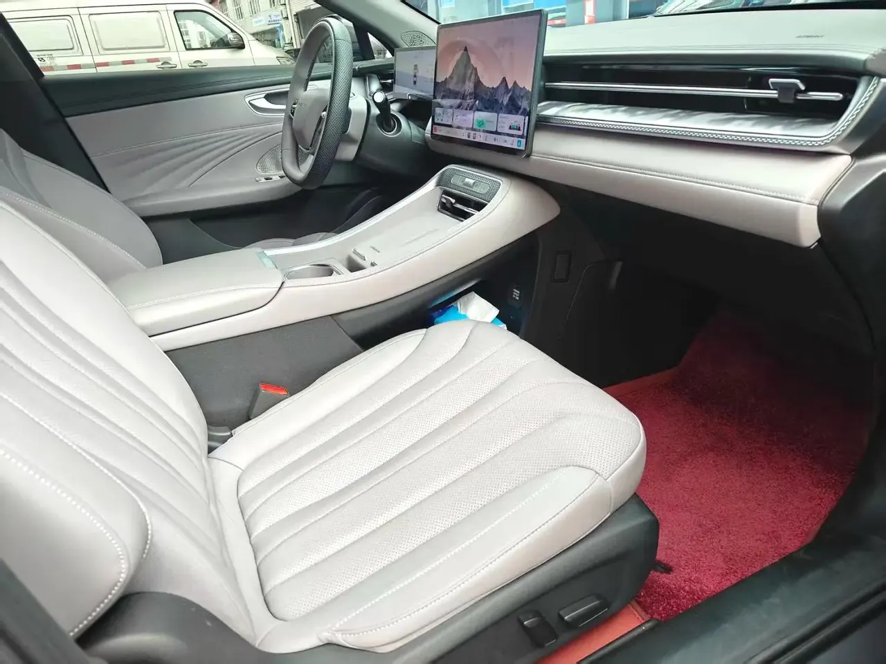 Roewe 2025 M7 DMH 1.5 160km Pleasant Edition Automatic Gear 9