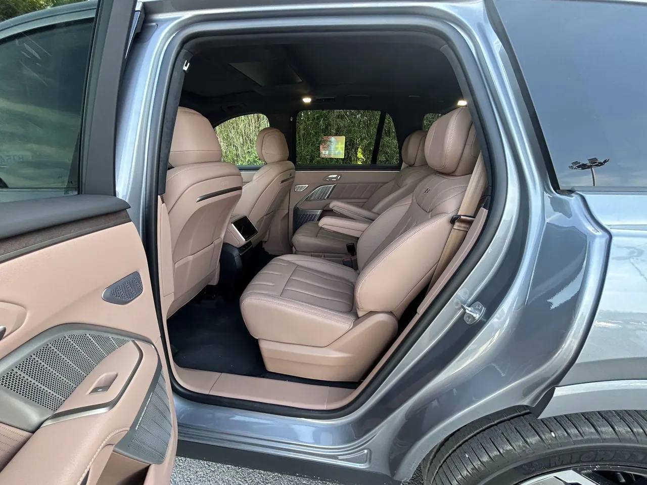 ONVO 2025 L90 Ultra Six‑Seater Automatic 6