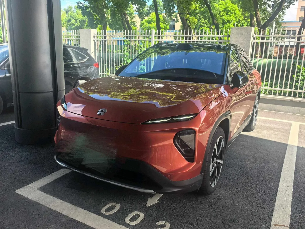 NIO 2022 ES 7 100kWh First Edition Automatic Gear - View 1