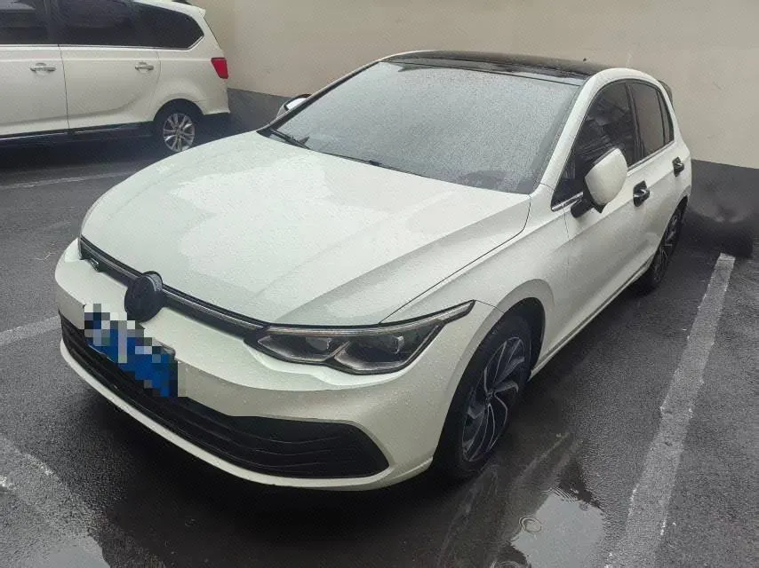 Open image lightbox: Volkswagen 2021 Golf 8 PRO 1.4TSI 280TSI Automatic