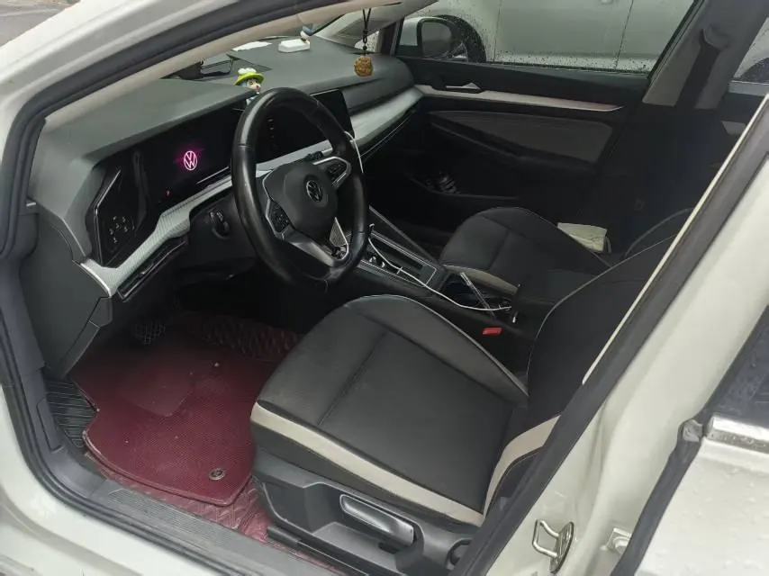 Volkswagen 2021 Golf 8 PRO 1.4TSI 280TSI Automatic 4