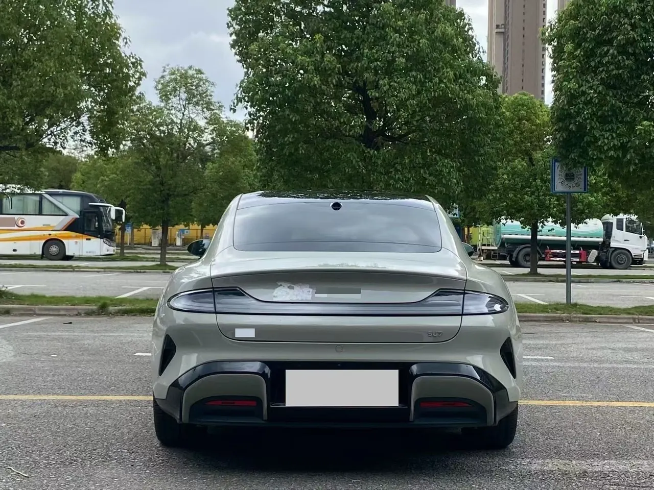 MI 2024 SU 7 800km 4-wheel drive ultra-long endurance high-end smart driving Max version automatic gear 6