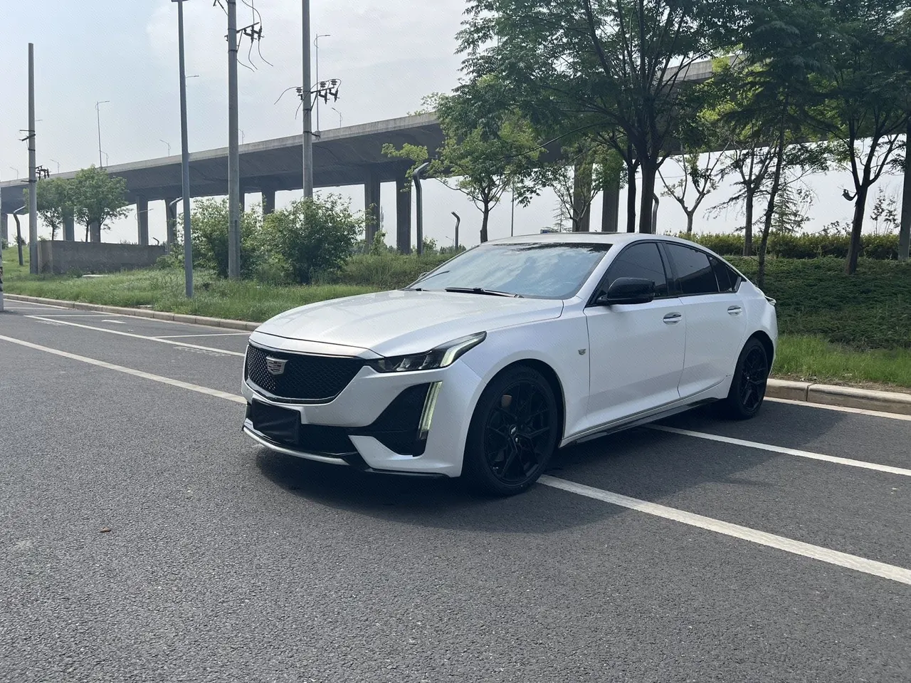 Open image lightbox: Cadillac 2021 CT5 2.0T 28T honorable automatic gear