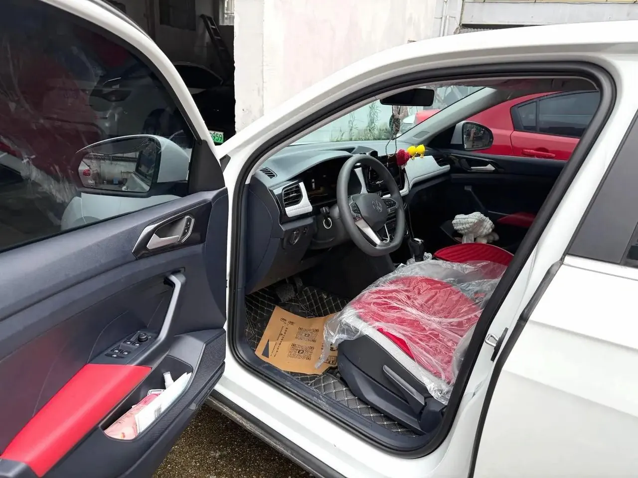 Volkswagen 2025 Tuyue Xinrui 1.5 Ruijin Edition Automatic Gear 3