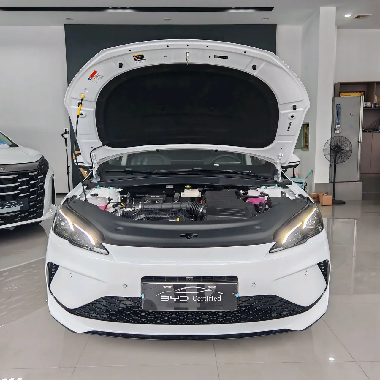 BYD 2025 seals 05 DM-i 1.5 stepless smart driving version 120KM flagship automatic gear 4