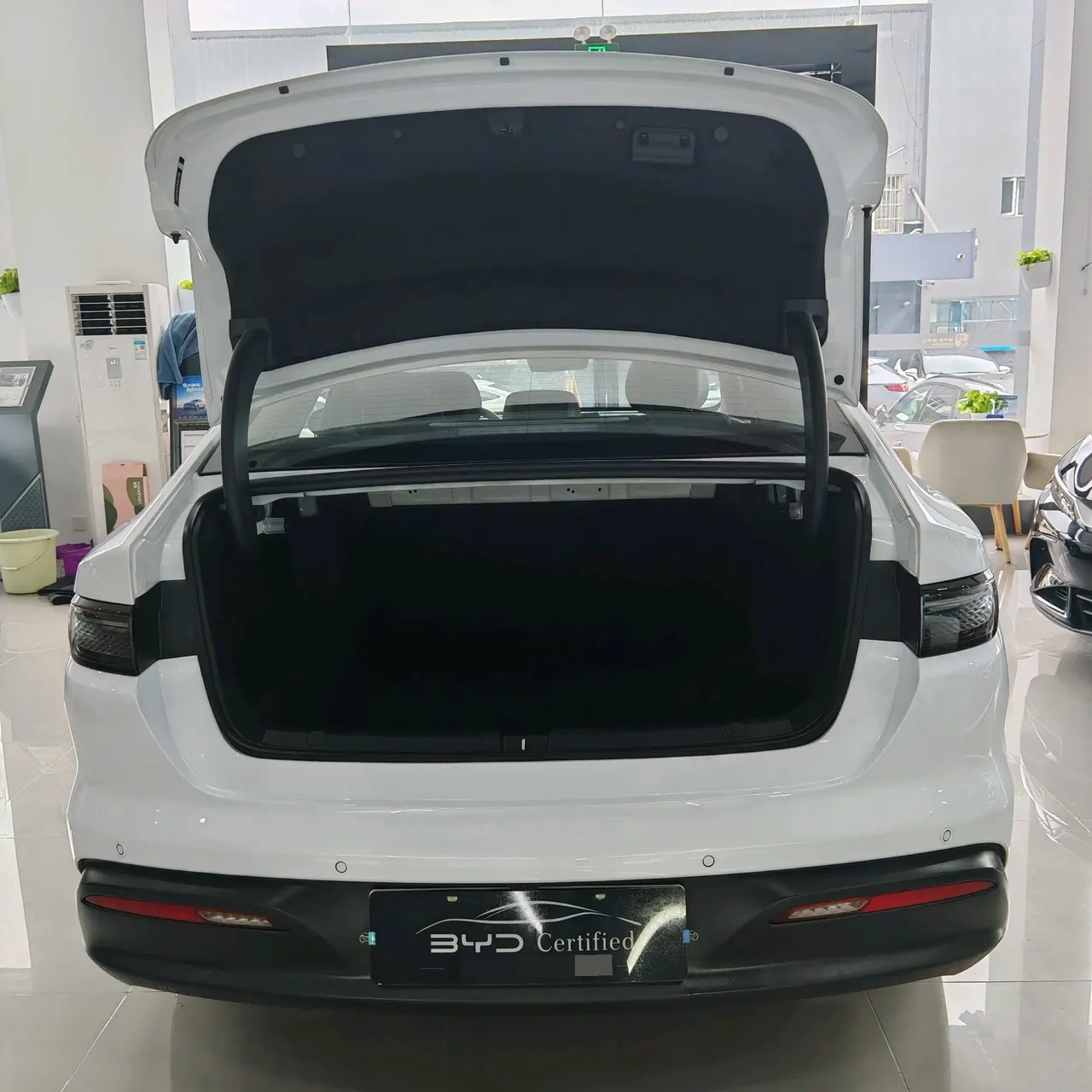 BYD 2025 seals 05 DM-i 1.5 stepless smart driving version 120KM flagship automatic gear 6