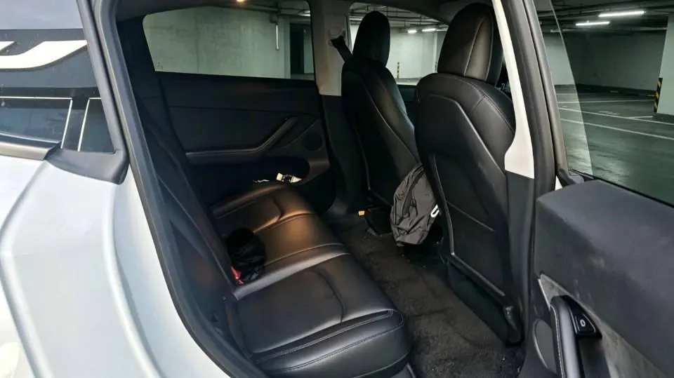 Tesla 2021 Model Y Standard Endurance Rear Drive Automatic Gear 3