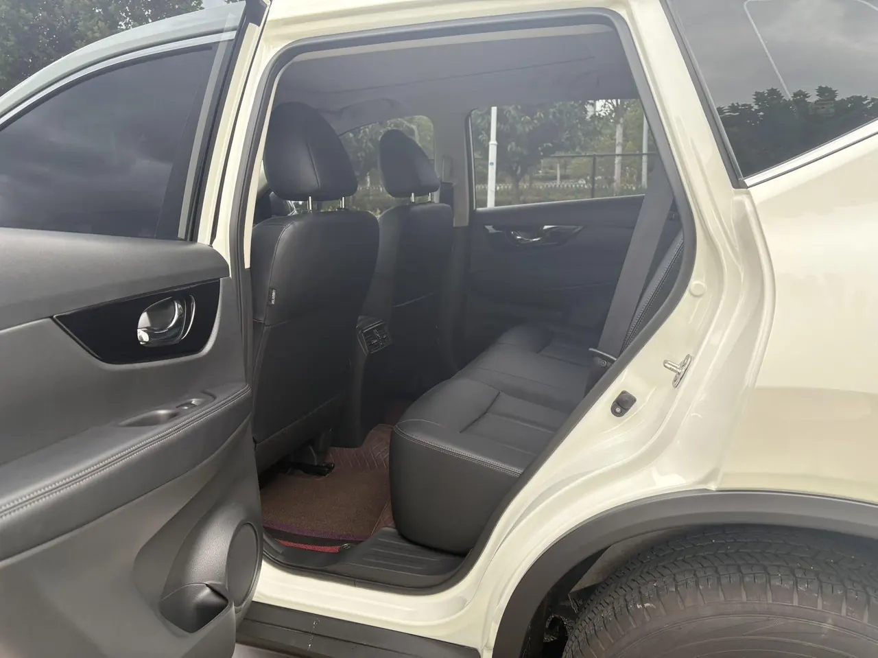 Nissan 2025 Qijun Honor 2.0 Stepless Two-Drive Leading Edition Automatic Transmission 10