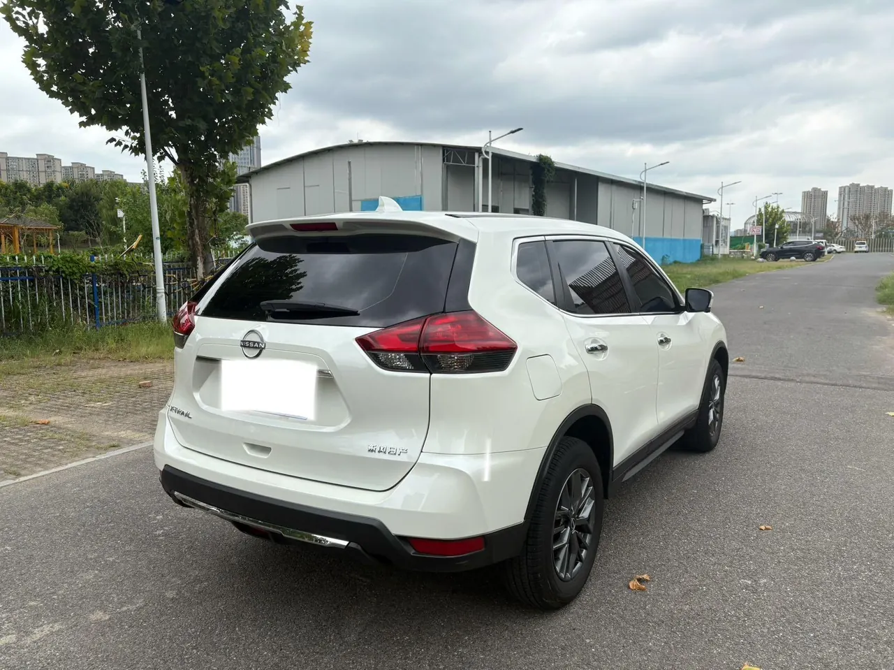Nissan 2025 Qijun Honor 2.0 Stepless Two-Drive Leading Edition Automatic Transmission 4