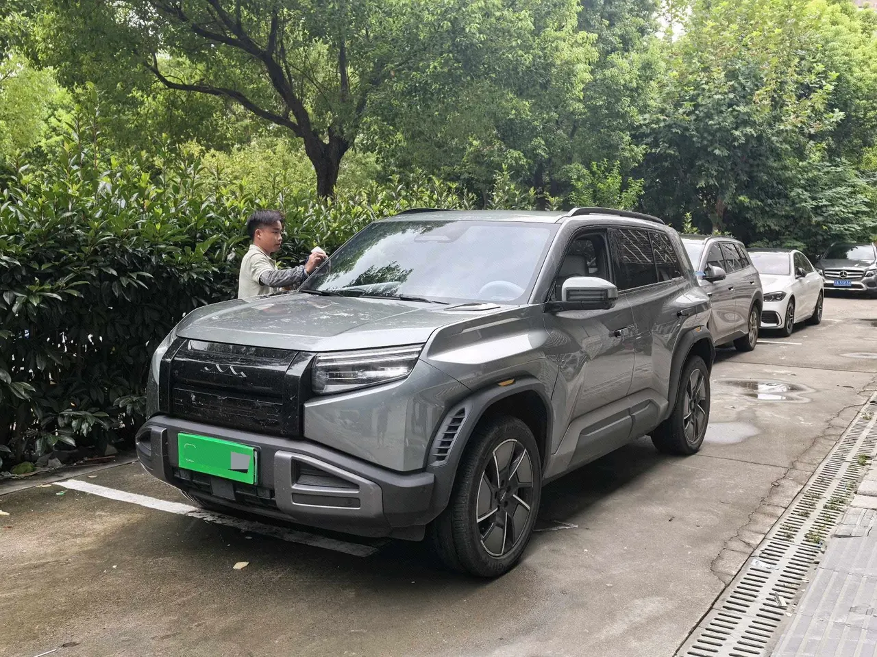 FangChengBao 2025 titanium 3 501KM four-wheel drive intelligent driving Ultra version automatic gear - View 1
