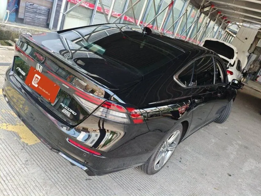 Honda 2025 11th Generation Accord 1.5T Stepless 260TURBO Premium Edition Automatic Gear 7