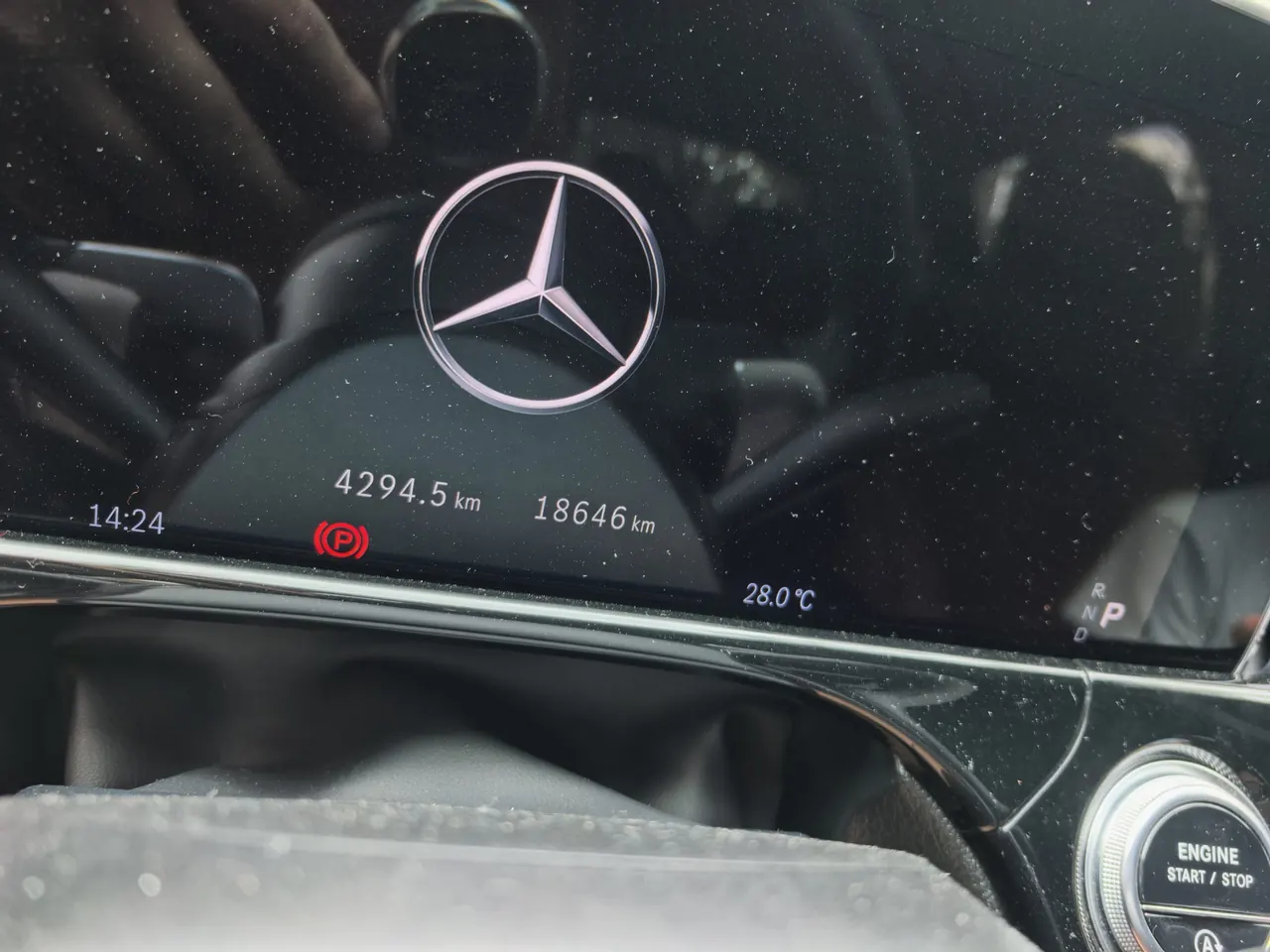 Mercedes Benz E Class 2024 E 300 L 48V 2.0T Luxury Automatic Gear 5