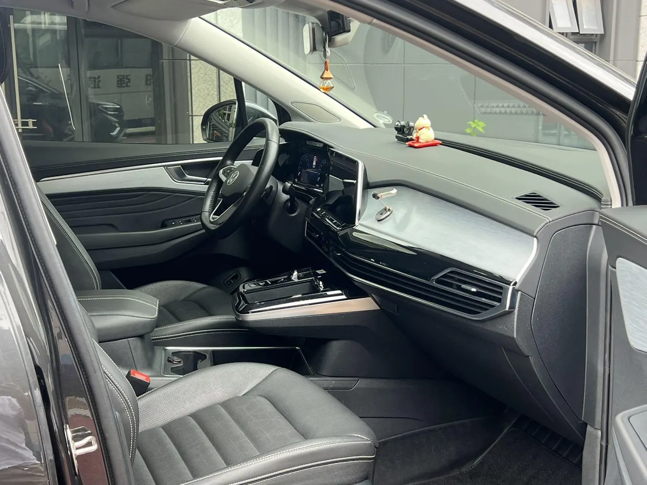 Volkswagen 2021 models of 2.0TSI 380TSI four-wheel drive luxury version of Pro automatic gear 6