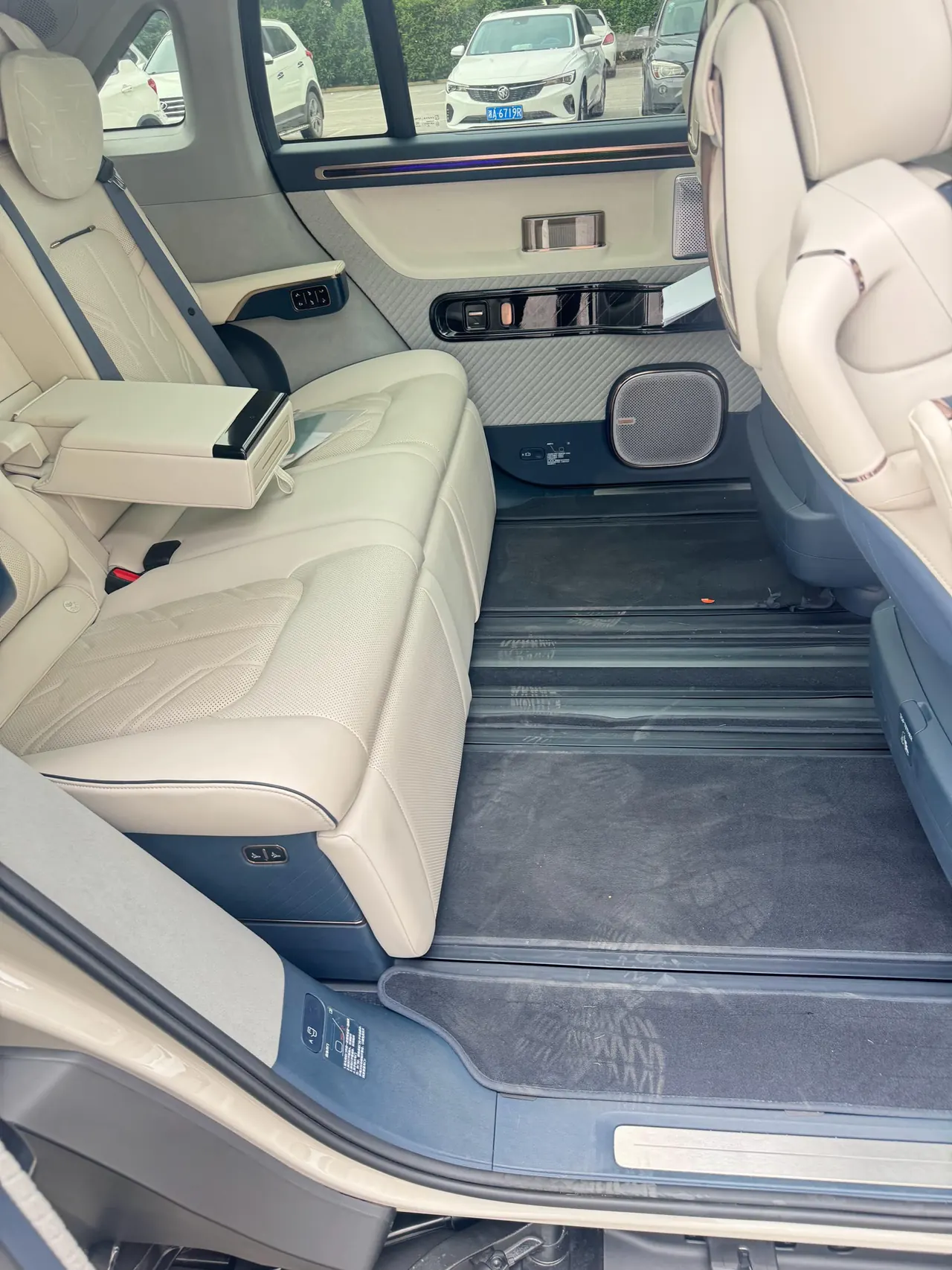 Zeekr 2025 Zeekr MIX Smart Driving Edition Automatic Transmission 4