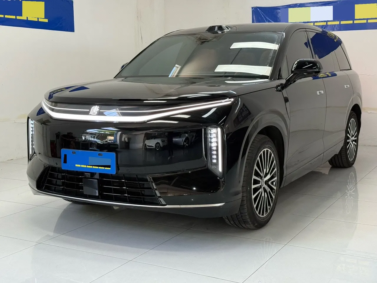 BYD 2026 Datang EV 950KM Rear Drive Laser Radar Flagship Automatic Gear - View 1
