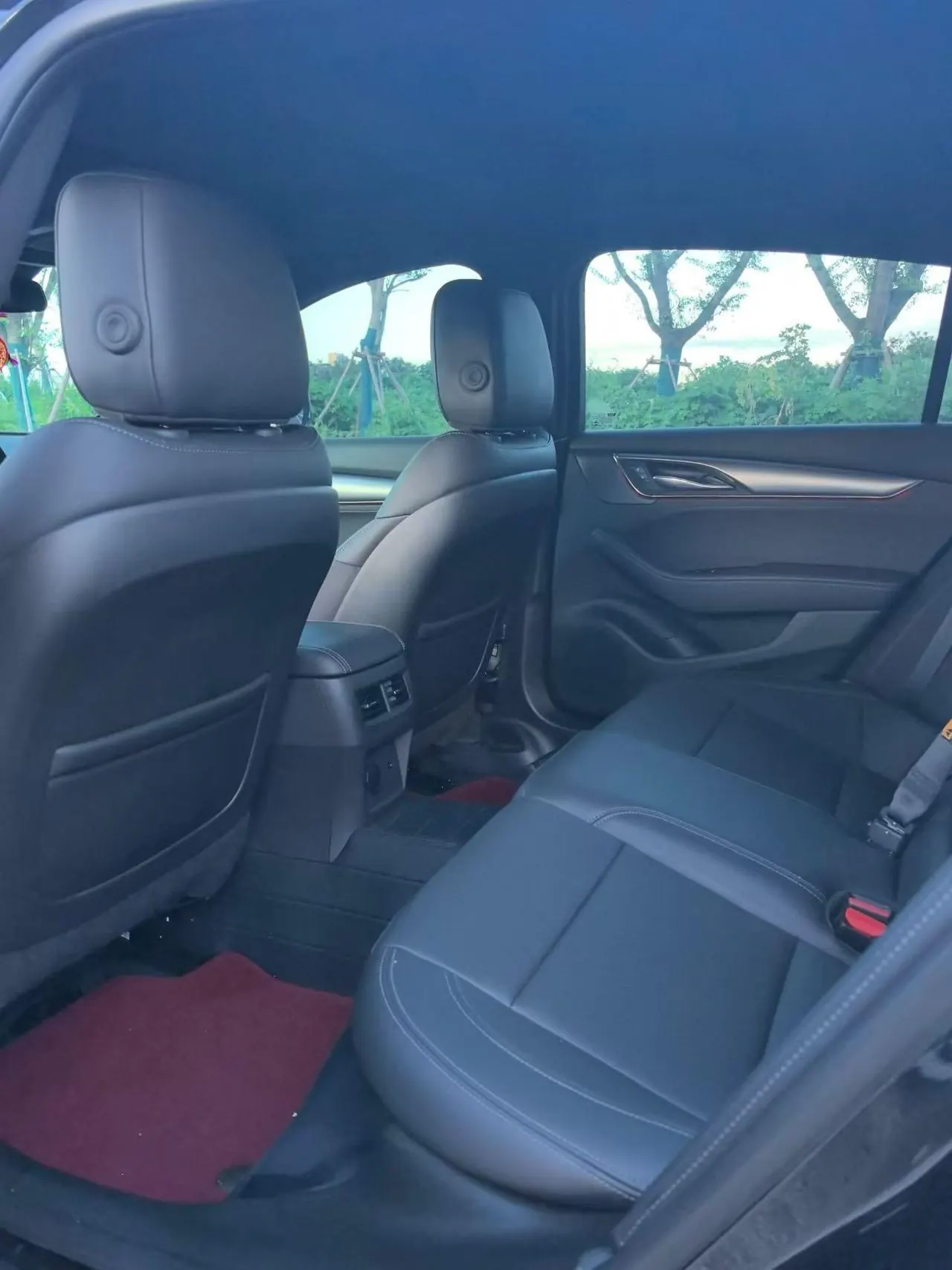 Cadillac 2025 CT5 2.0T 28T City Sports Edition Automatic Gear 6