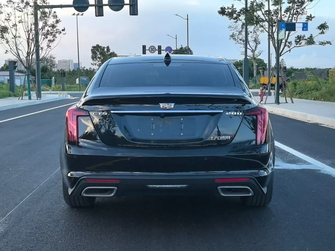 Cadillac 2025 CT5 2.0T 28T City Sports Edition Automatic Gear 8