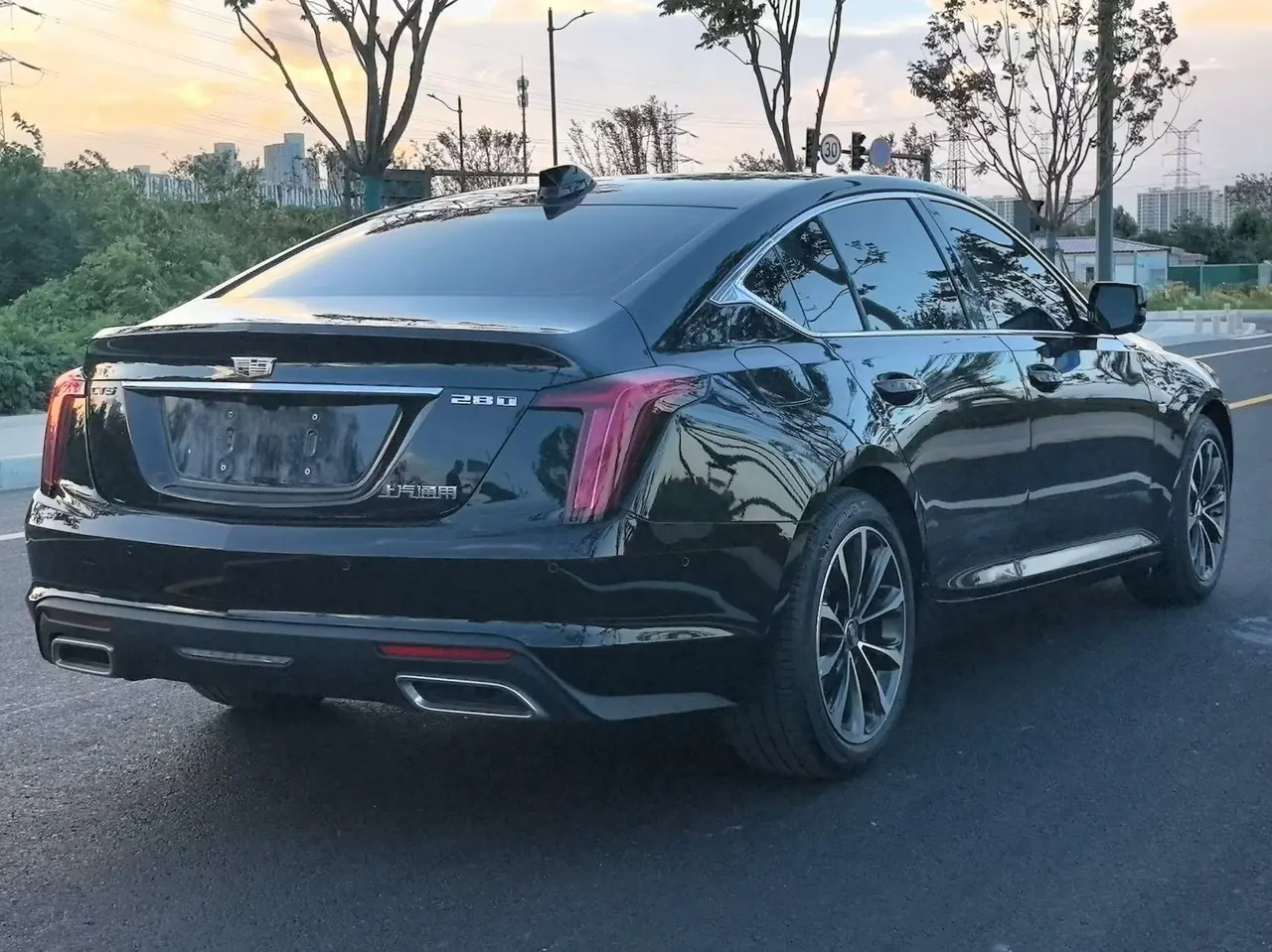 Cadillac 2025 CT5 2.0T 28T City Sports Edition Automatic Gear 9