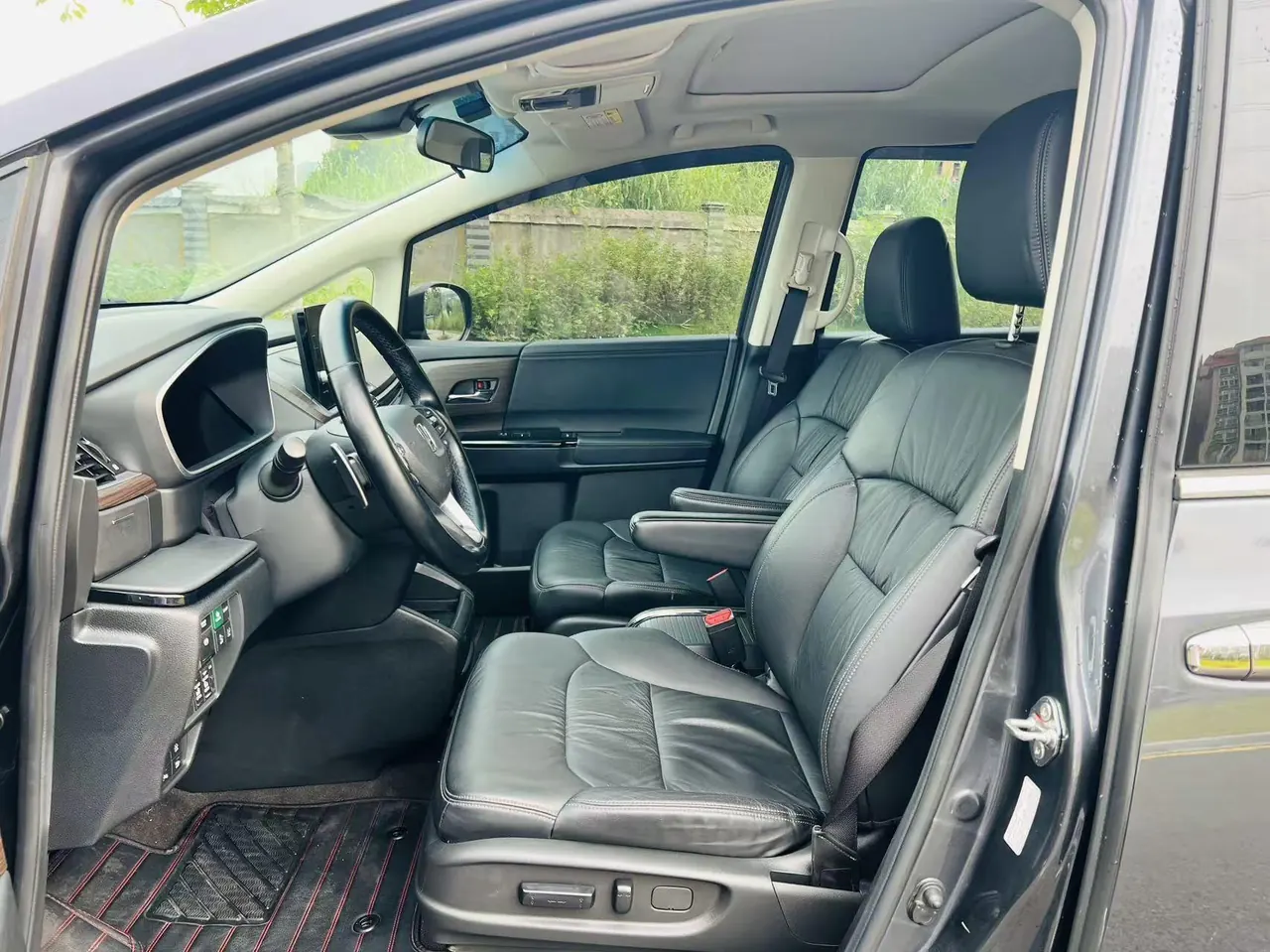 Honda 2022 Odyssey Hybrid 2.0 Stepless Sharp and Glory Edition Automatic Gear 5