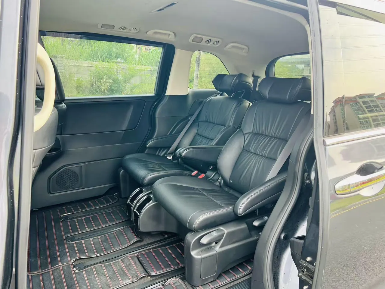 Honda 2022 Odyssey Hybrid 2.0 Stepless Sharp and Glory Edition Automatic Gear 7