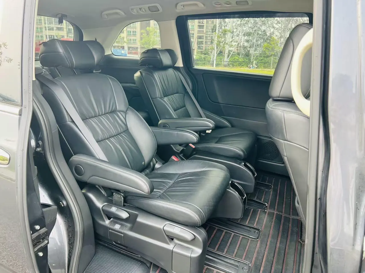 Honda 2022 Odyssey Hybrid 2.0 Stepless Sharp and Glory Edition Automatic Gear 8