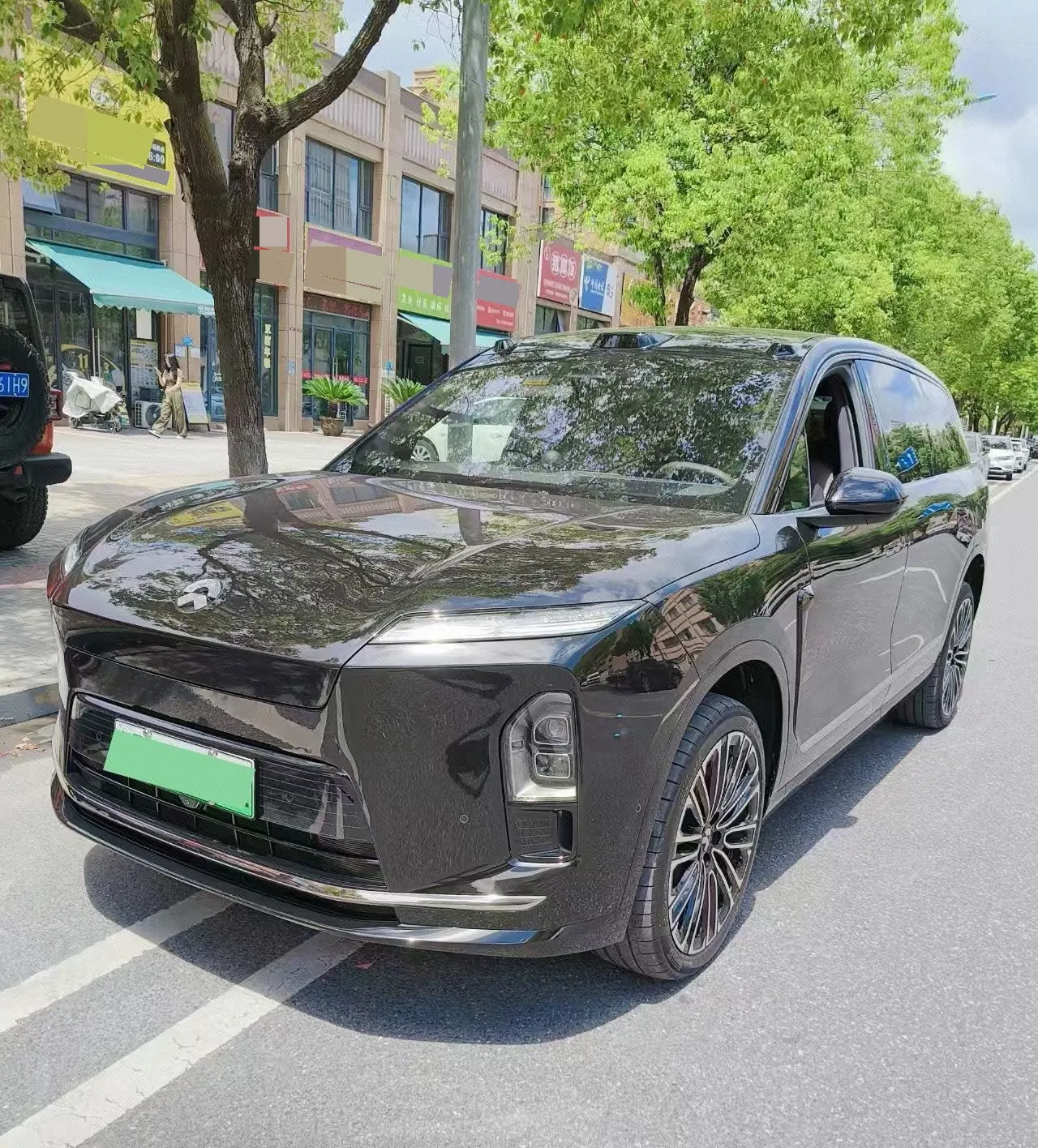 打开图片灯箱:NIO 2026 ES8 6‑Seater Executive Signature Edition Automatic Transmission