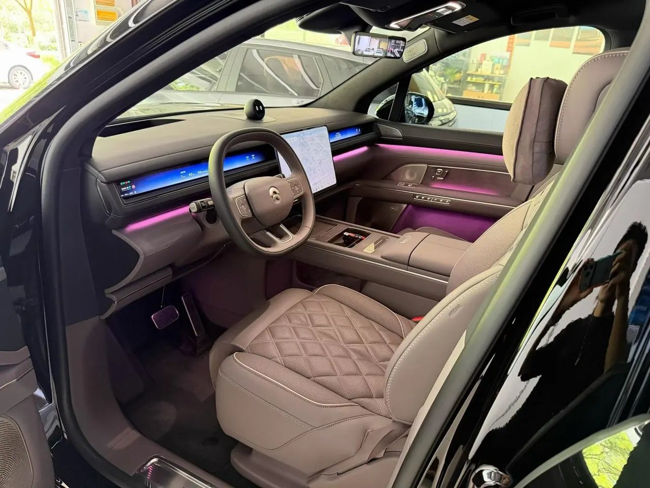NIO 2026 ES8 6‑Seater Executive Signature Edition Automatic Transmission 2