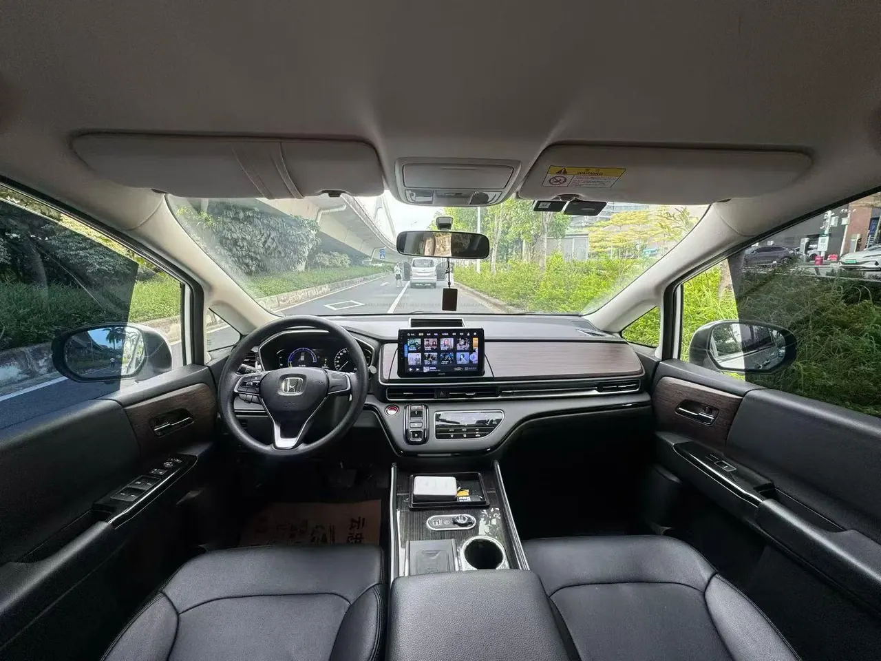 Honda 2022 Odyssey Hybrid 2.0 Stepless Sharp and Pleasant Edition Automatic Gear 9