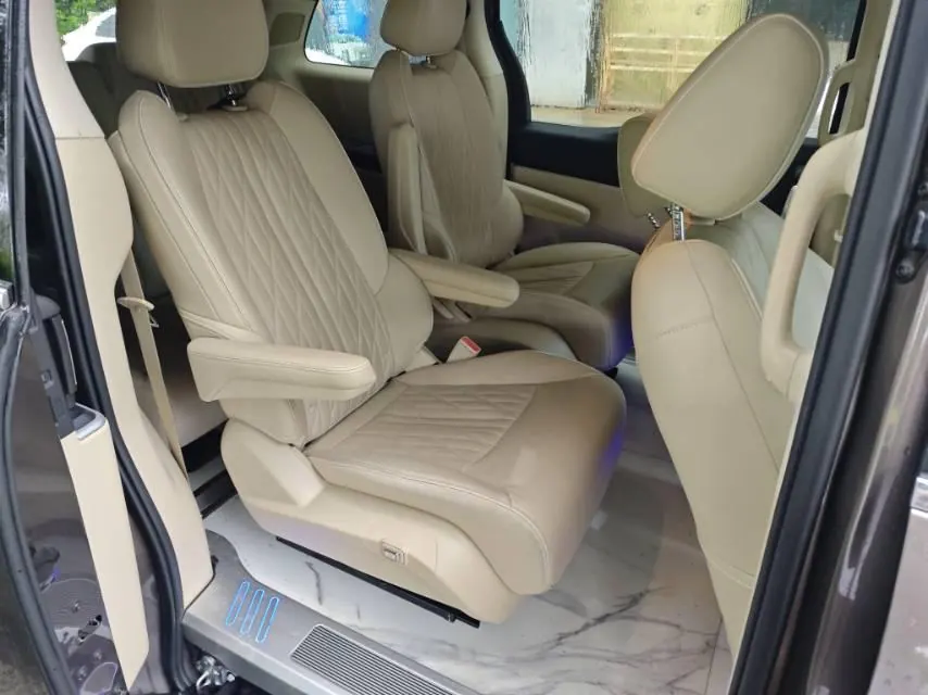 Buick 2023 GL8 Land Business Class 48V 2.0T 652T Luxury Automatic Gear 3