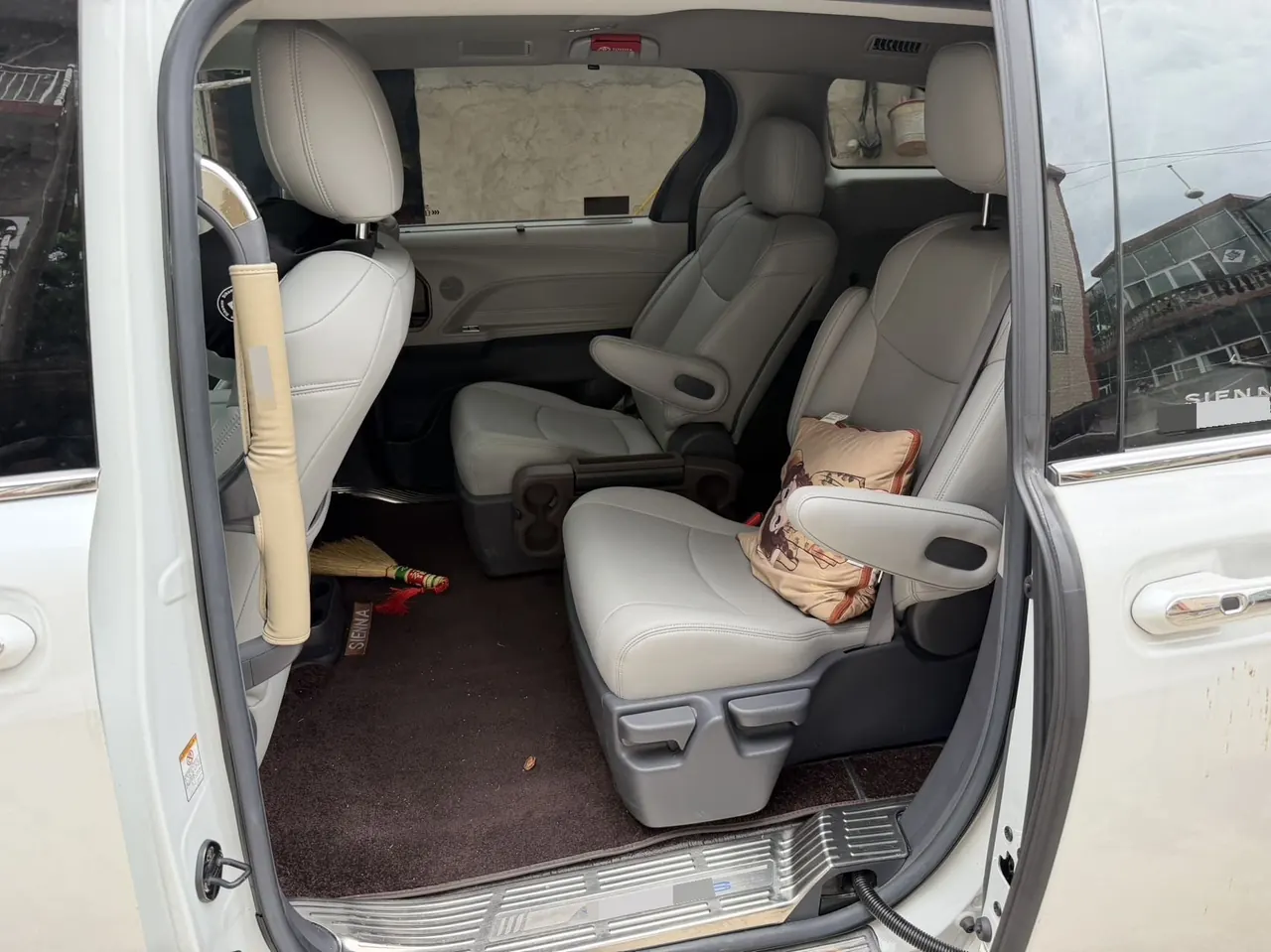 Toyota 2023 Sana 2.5 Stepless Comfort Edition Automatic Gear 22