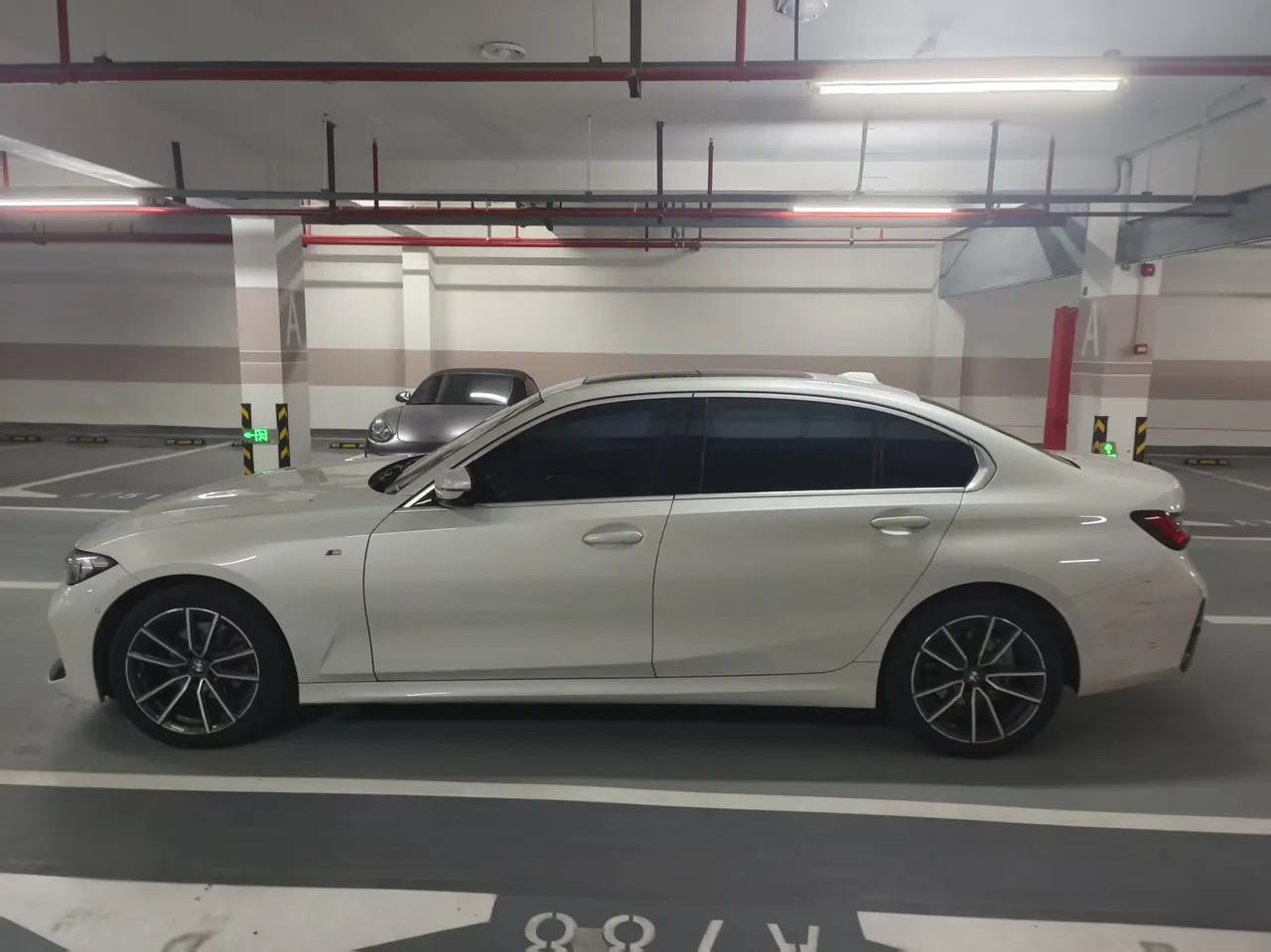 BMW 3 Series 2024 325Li 2.0T M Sports Suit Automatic Gear 5