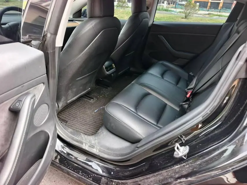 Tesla 2022 Model 3 rear-wheel drive version of automatic transmission 4