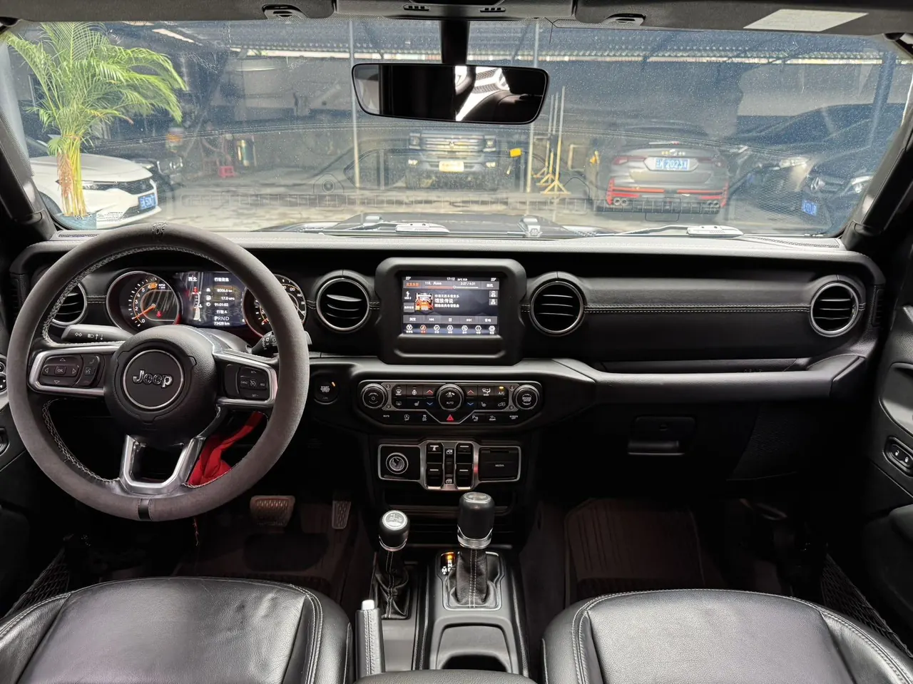 Jeep herdsman (imported) 2021 herdsman 2.0T Sahara four-door automatic gear 5
