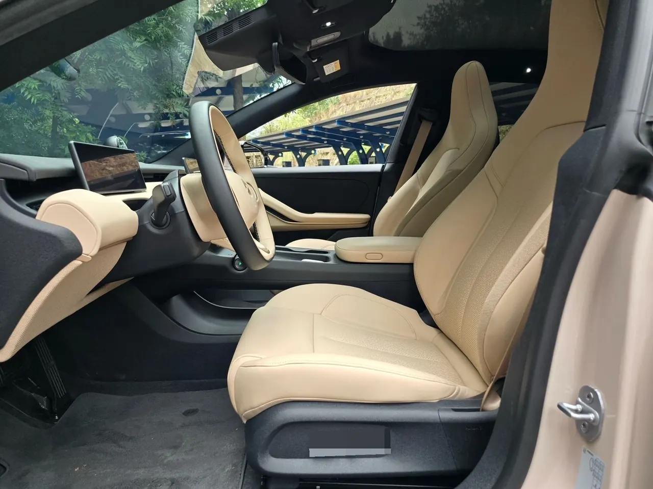 NIO 2022 ET5 75kWh automatic gear 5
