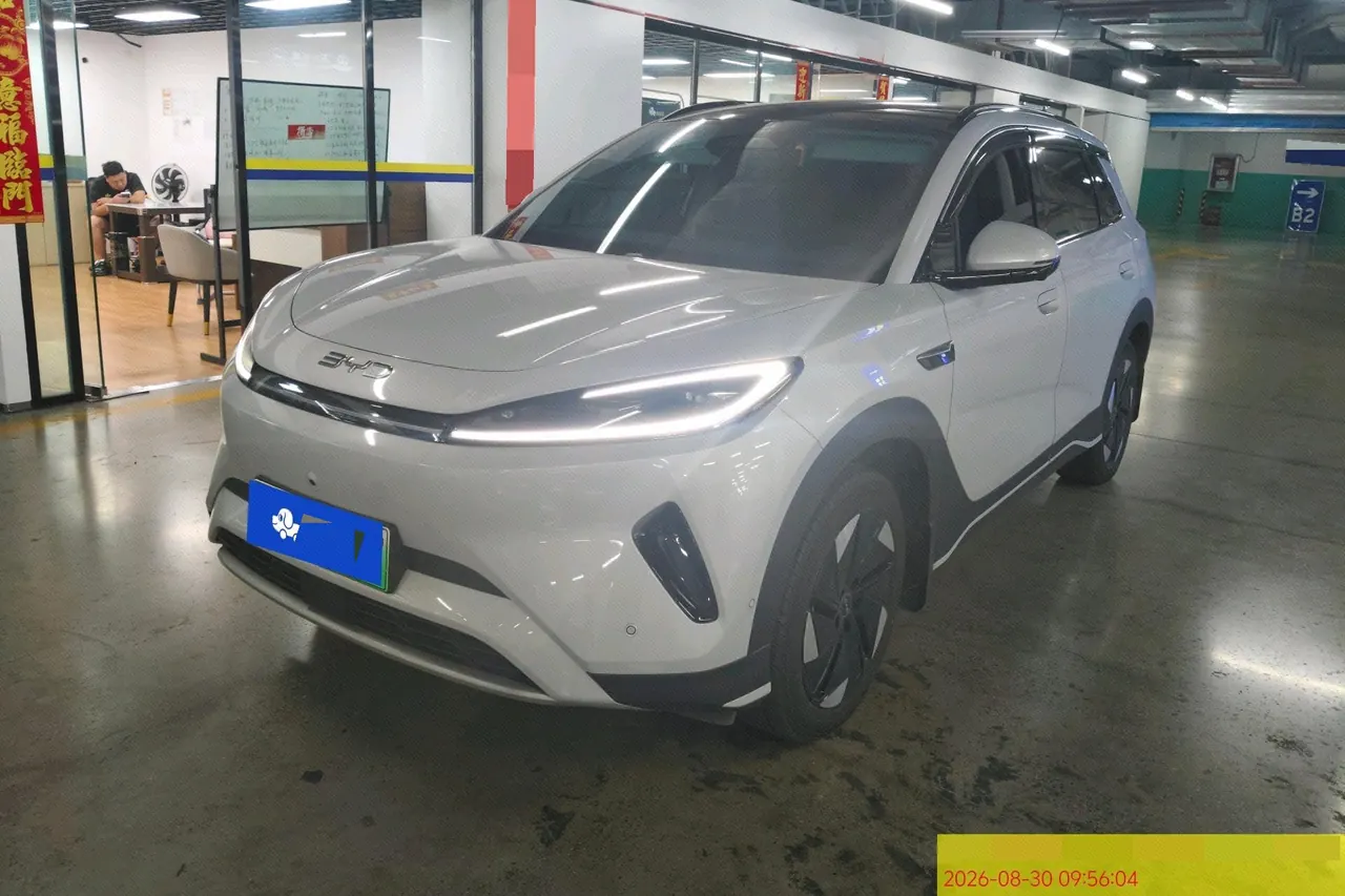 BYD 2025 Sea Lion 05 EV 520KM Flagship Zhihang Edition Automatic Gear - View 1
