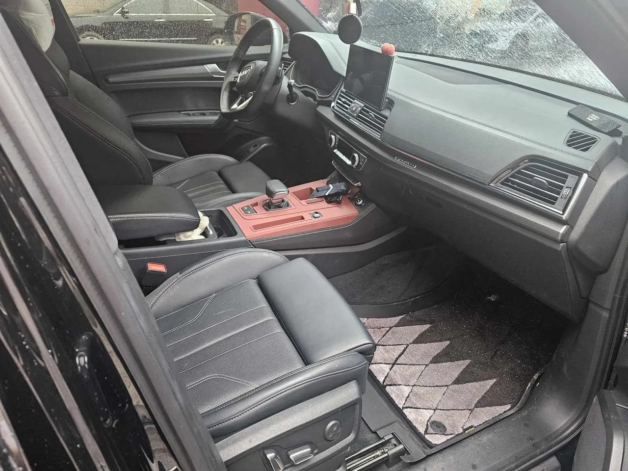 Audi 2024 Q5L 2.0TFSI 45TFSI luxury dynamic automatic transmission 6
