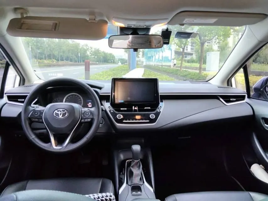 Toyota 2021 corolla 1.2T stepless elite PLUS version of automatic gear 4