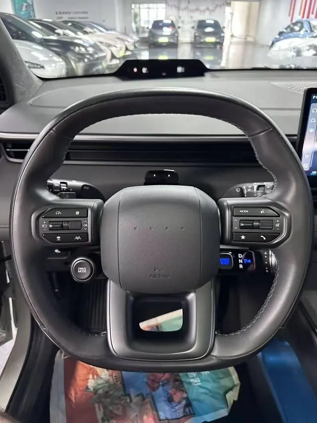 Hyundai 2025 EO Yi Europe Two-Drive TECH Edition 64.2kWh Automatic Gear 7