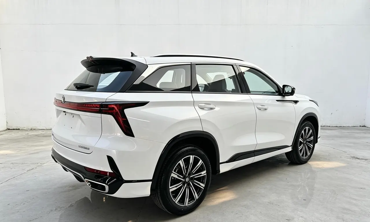ChangAn 2026 CS75 PLUS 1.5T Smart Champion Edition New Blue Whale Smart Navigation Automatic Gear 2