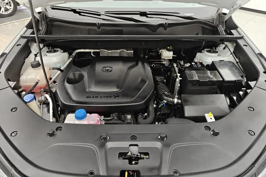 ChangAn 2026 CS75 PLUS 1.5T Smart Champion Edition New Blue Whale Smart Navigation Automatic Gear 4